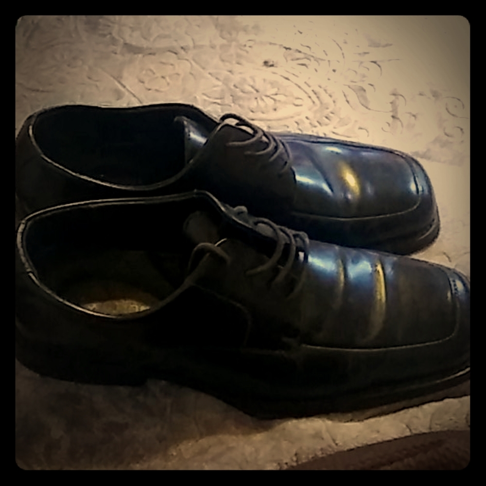 Kenneth Cole reaction leather dress shoes